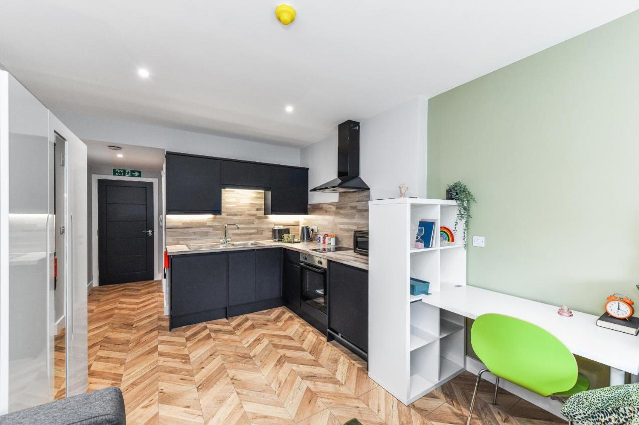 The Varsity Studios Nottingham Extérieur photo